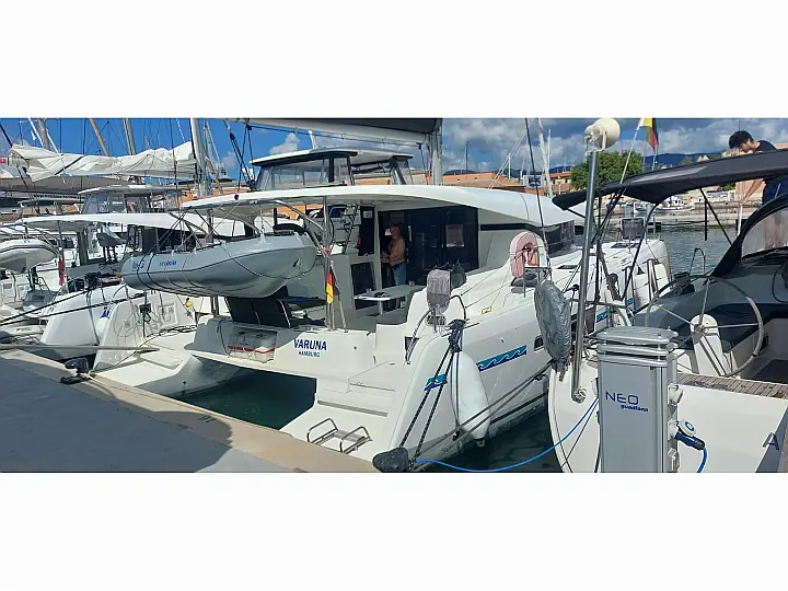 Lagoon 42 - Varuna  - External image