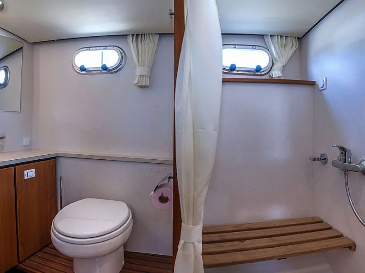 Cruiser Premium Steel 4/6 pers - 