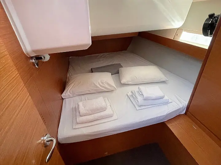 Dufour 460 Grand Large - Cabin