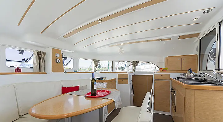 Lagoon 380  - 