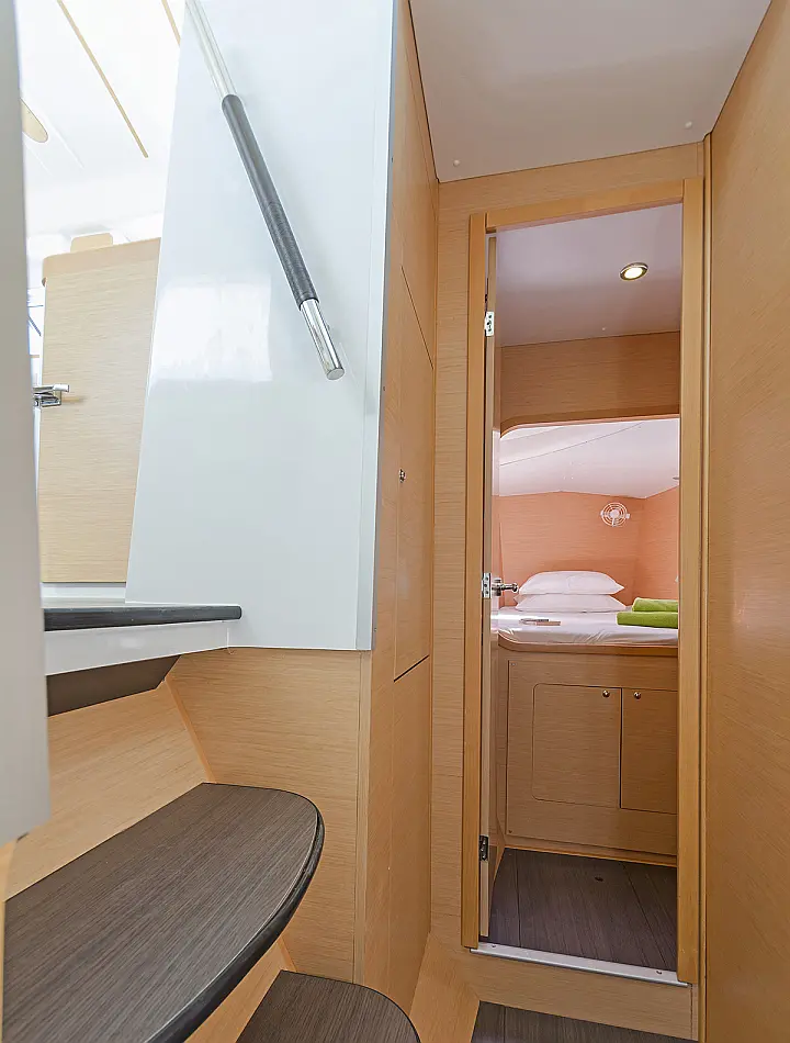 Lagoon 380  - 