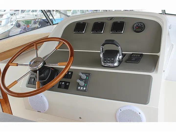 Linssen Grand Sturdy 410 AC - Katharina  - External image