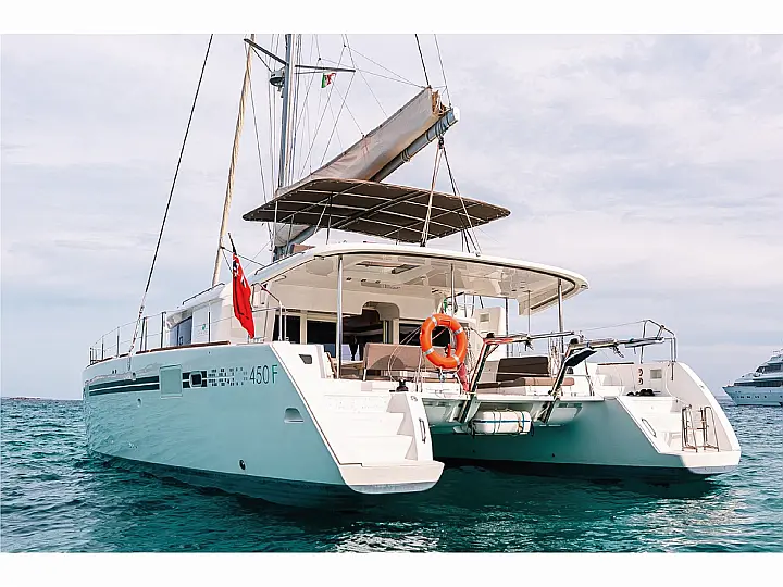 LAGOON 450 - LLUNA  - External image