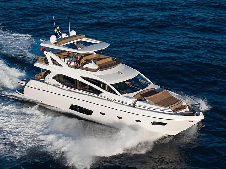 Sunseeker Manhattan 73 - Goldeneye  - External image