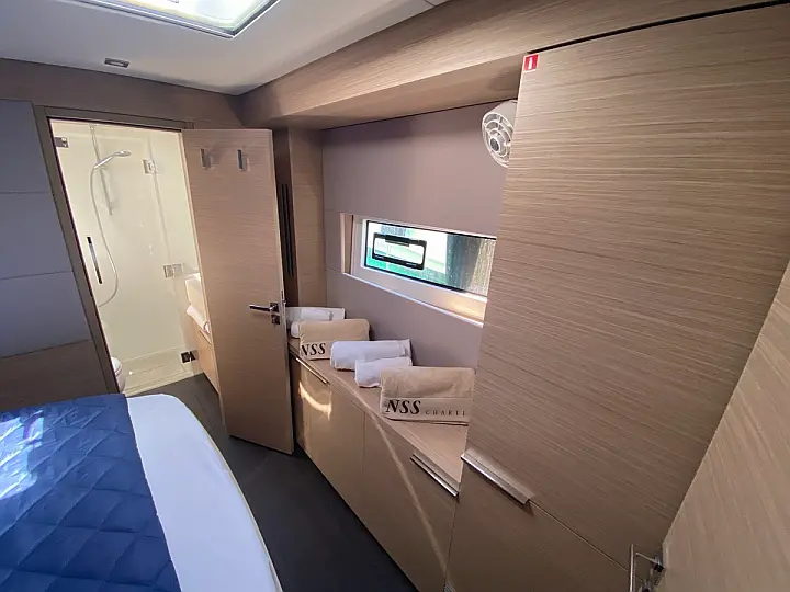 Lagoon 55 (5 cab) - 