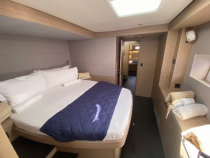 Lagoon 55 (5 cab) - 