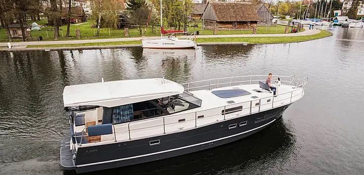 Nautika 1300 LUX - 