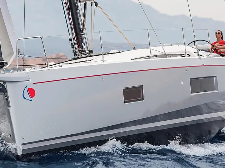 Sunsail 52.4 -   - External image