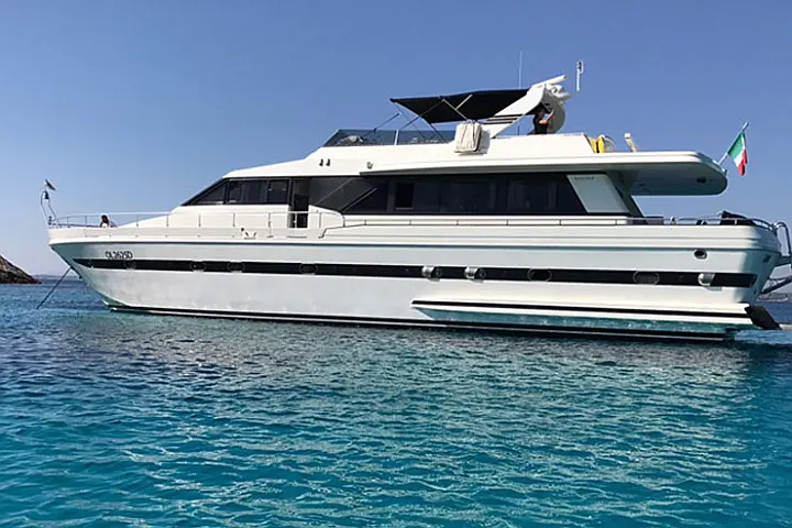 Falcon 76 - 