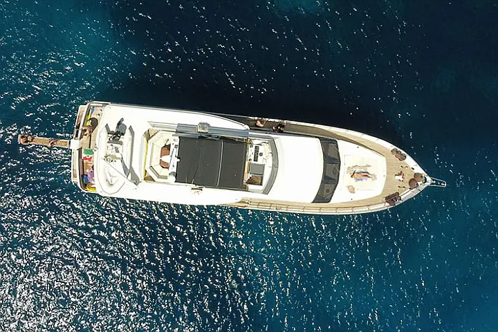 Falcon 76 - 