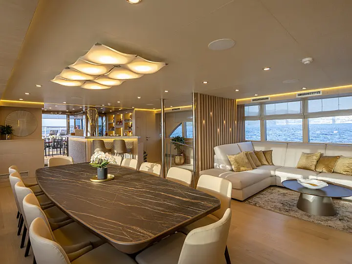 Motoryacht Love Story - Love Story  - External image