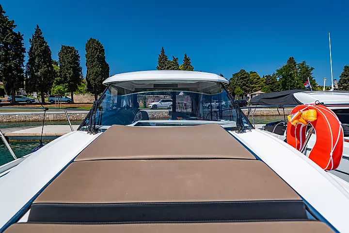 Merry Fisher 895 - 