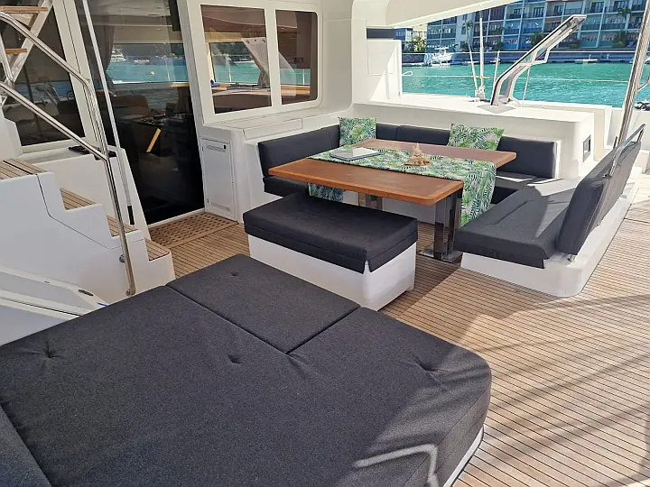 Lagoon 52 S - 