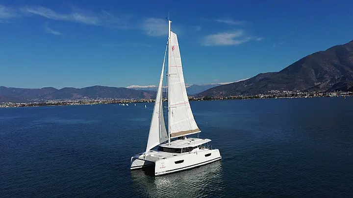 Astréa 42 - 