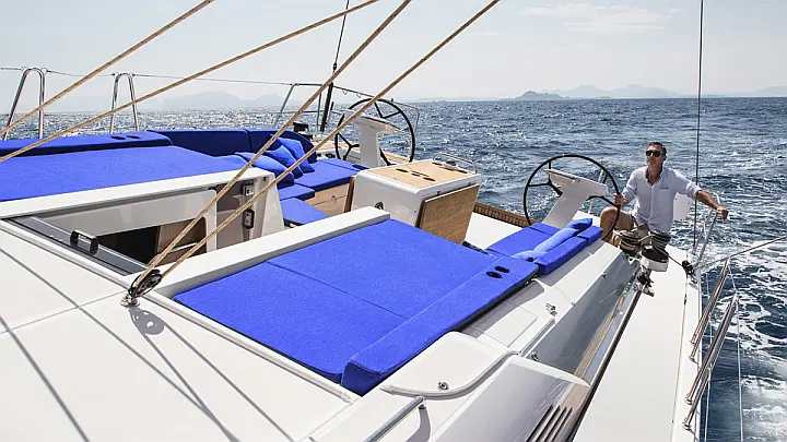 Sunsail 52.4 - 