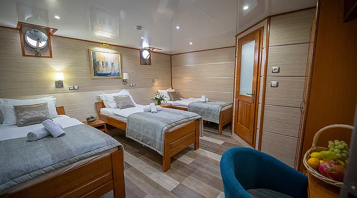 Motoryacht Karizma - 