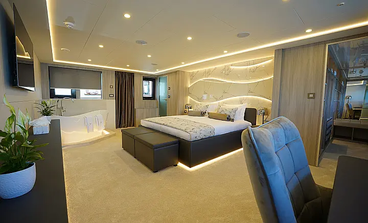 Motoryacht Freedom - 