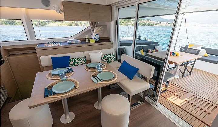 Lagoon 43 OV - 