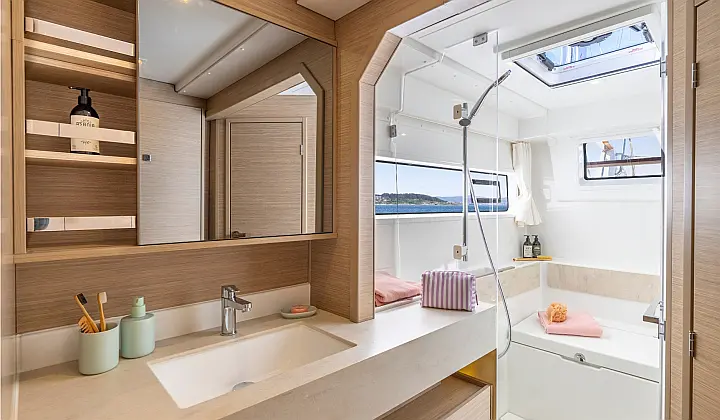 Lagoon 43 OV - 
