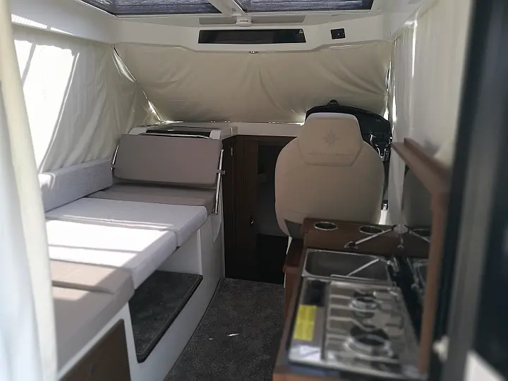 Merry Fisher 895 - 
