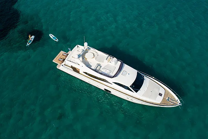 Ferretti 780 - 