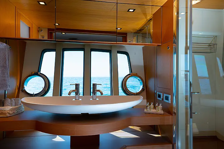 Ferretti 780 - 