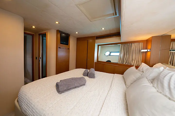 Ferretti 780 - 