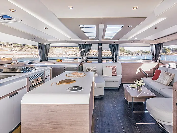 Aura 51 (6+1) - Ocean Eye  - External image