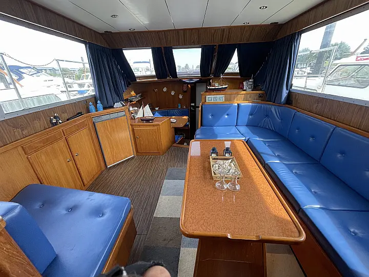 Vri-Jon Contessa 45 - Jupiter  - External image