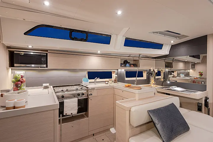 Sunsail 52.4 - 