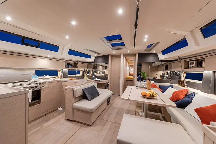 Sunsail 52.4 - 