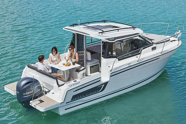 Merry Fisher 795 - 