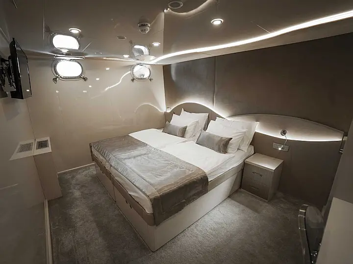 Luxury Motor Yacht - 