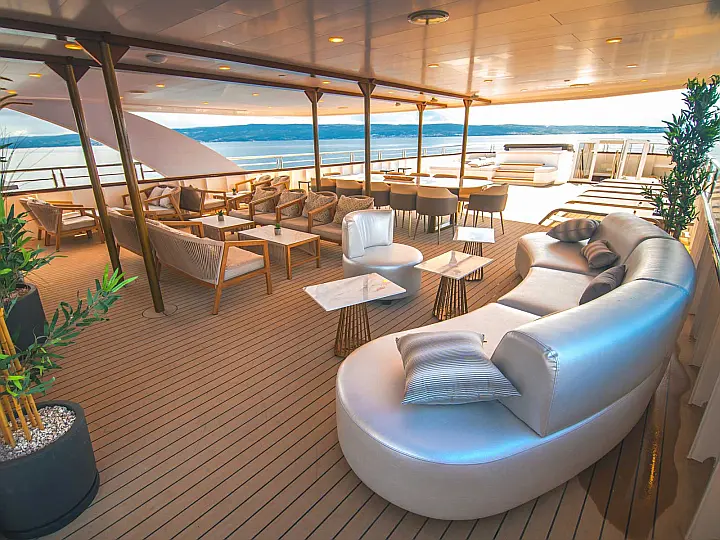 Luxury Motor Yacht - 