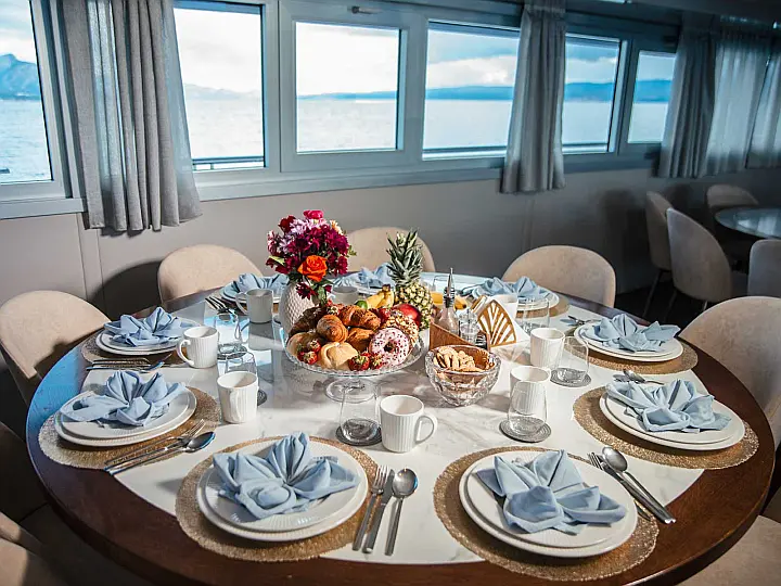 Luxury Motor Yacht - 