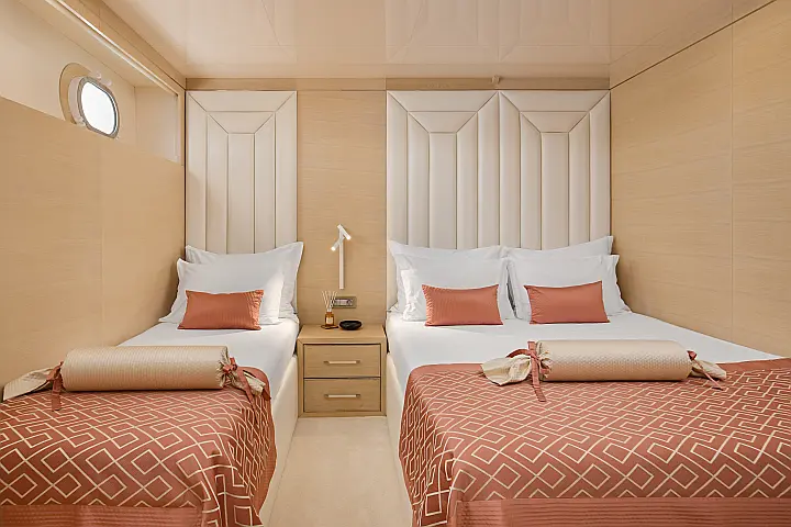 Motoryacht Love Story - 