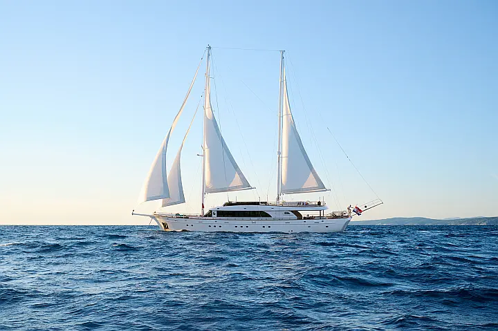 Motoryacht Love Story - 