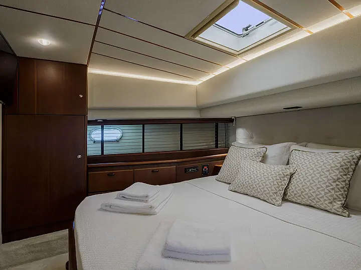 Ferretti 72 - 