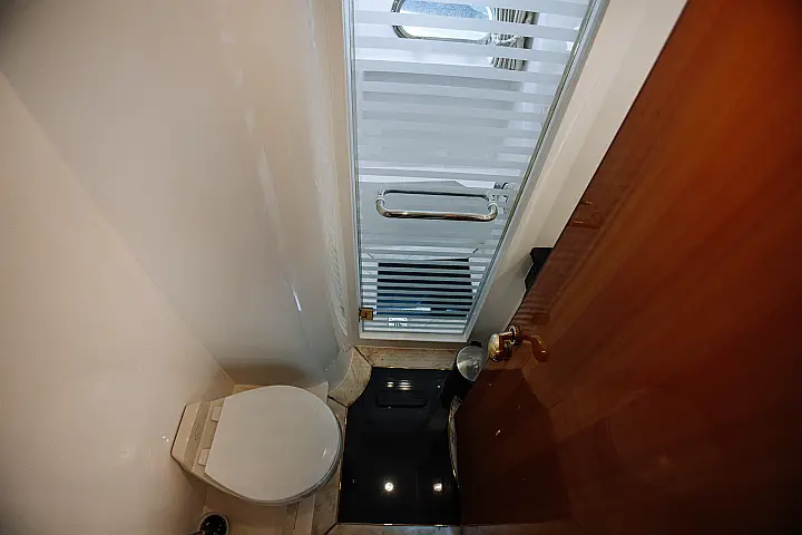 Yaretti 2210 - 