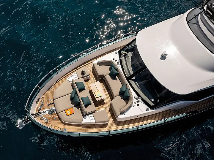 Azimut Magellano 60 - Olivia  - External image