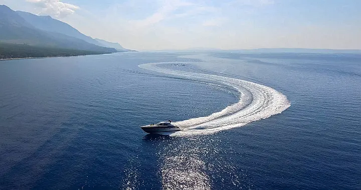 Pearl Sea 56 - 