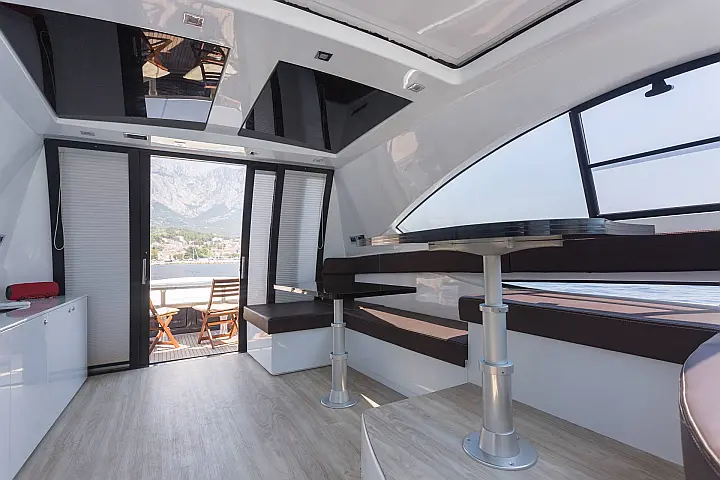 Pearl Sea 56 - 