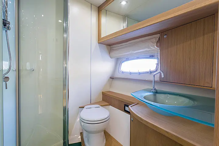 Pearl Sea 56 - 