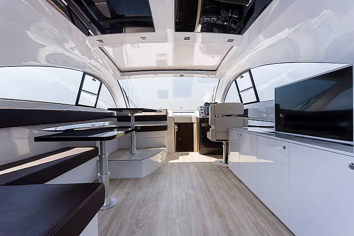 Pearl Sea 56 - 