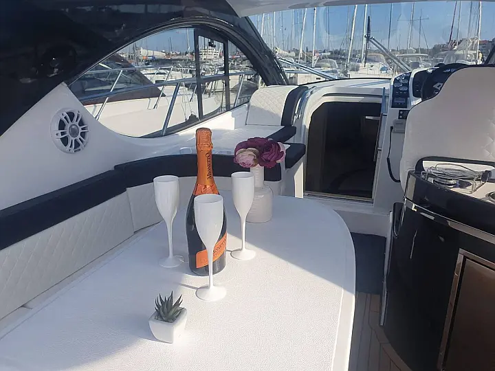 Pearl Sea 31 Hard Top - 