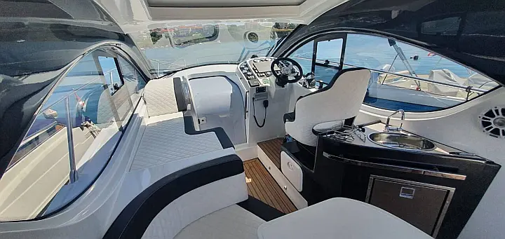 Pearl Sea 31 Hard Top - 