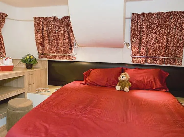 Royal Mystique B - Royal Mystique B - Comfort Plus 2  - External image