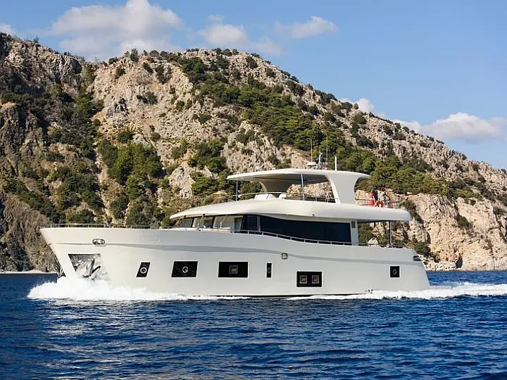 Motoryacht TanWay - TanWay  - External image