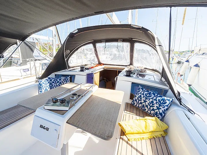 Dufour 360 Grand Large - 