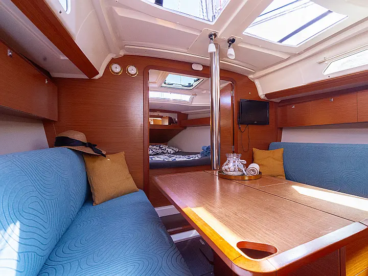 Dufour 360 Grand Large - 